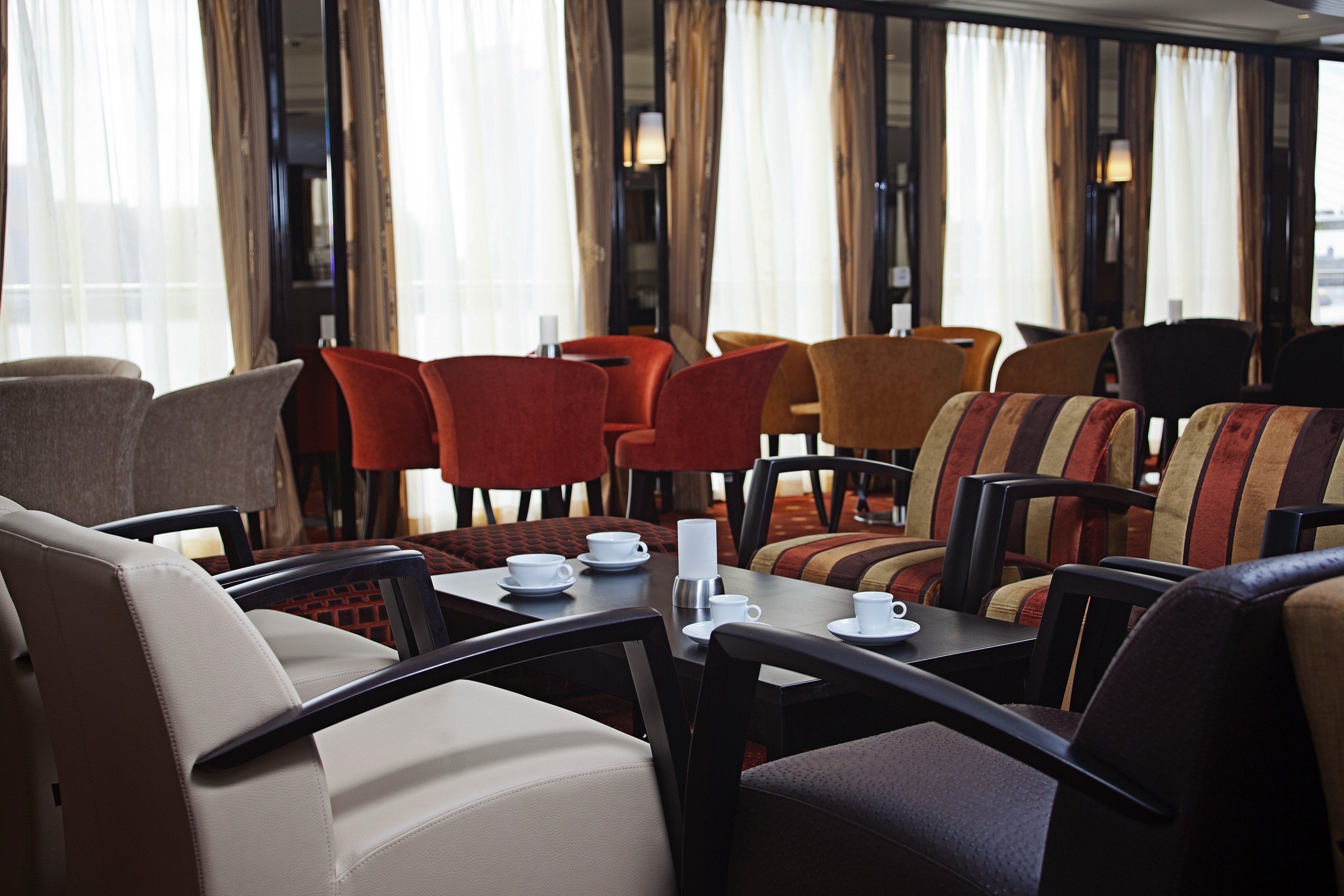 MS William Shakespeare - Midsummer Bar & Restaurant